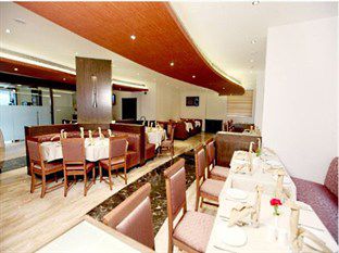 Vinstar Serviced Apartments Hinjawadi Exteriör bild