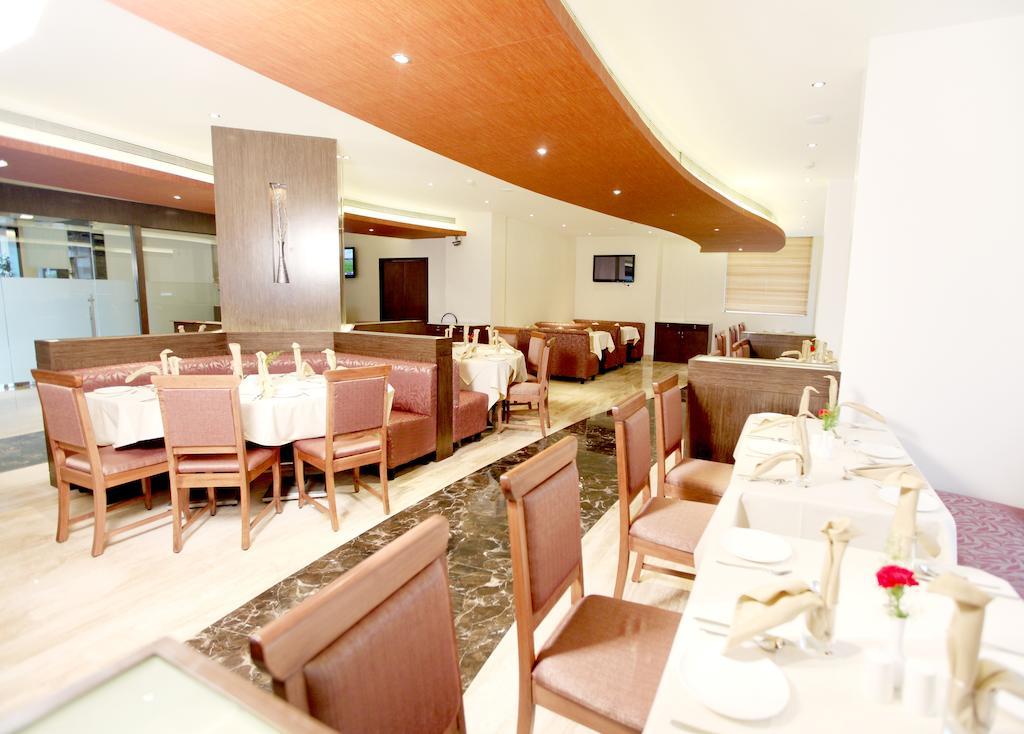 Vinstar Serviced Apartments Hinjawadi Exteriör bild